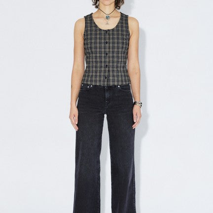 2611125BF8_DrDenim_SS26_ZolaTop_BlackSummerCheck_Main_W1_1.jpg