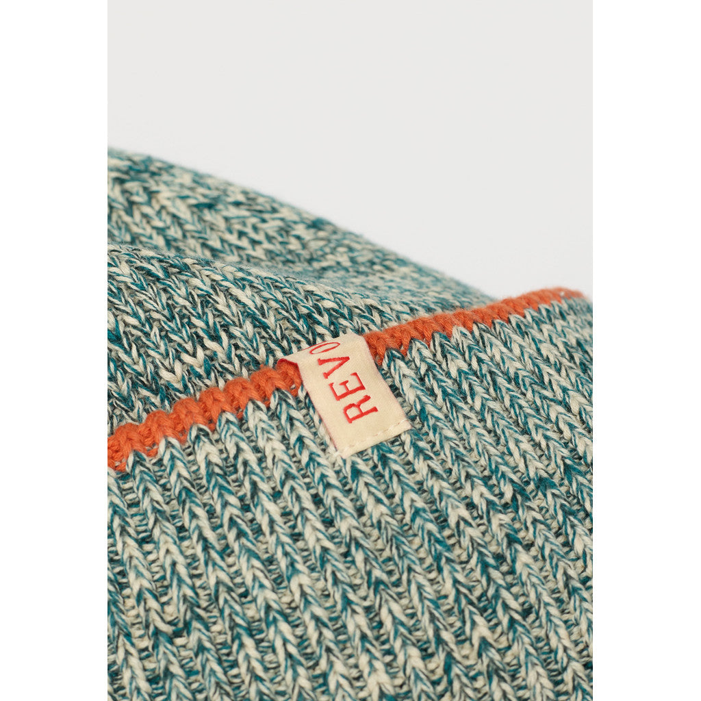 9327 big fold up beanie
