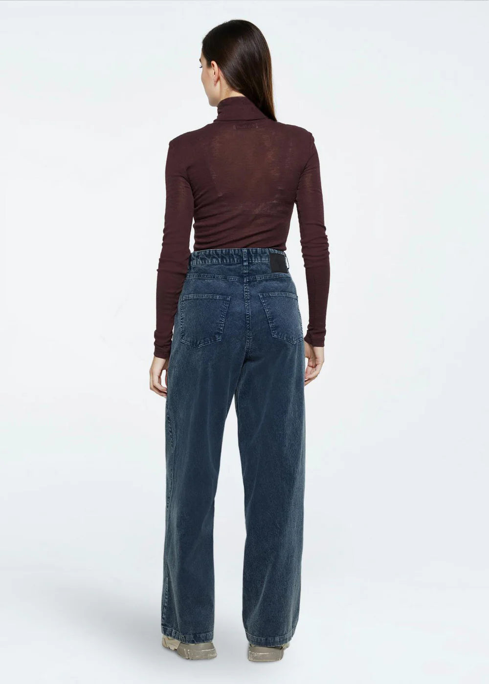 aiyas corduroy pants