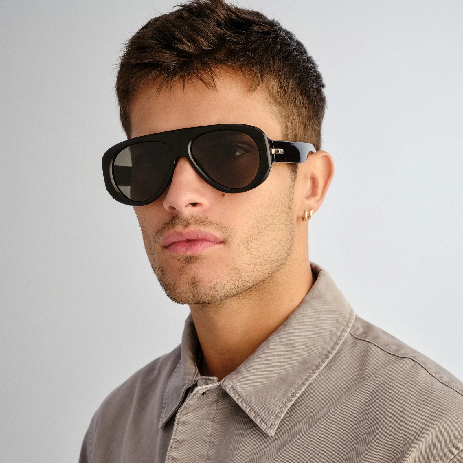 dreamboat-black-le-specs-2.webp
