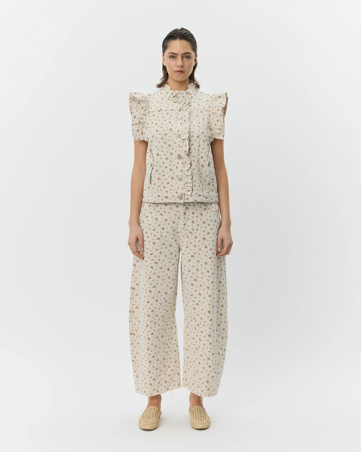 farah frill sleeve vest