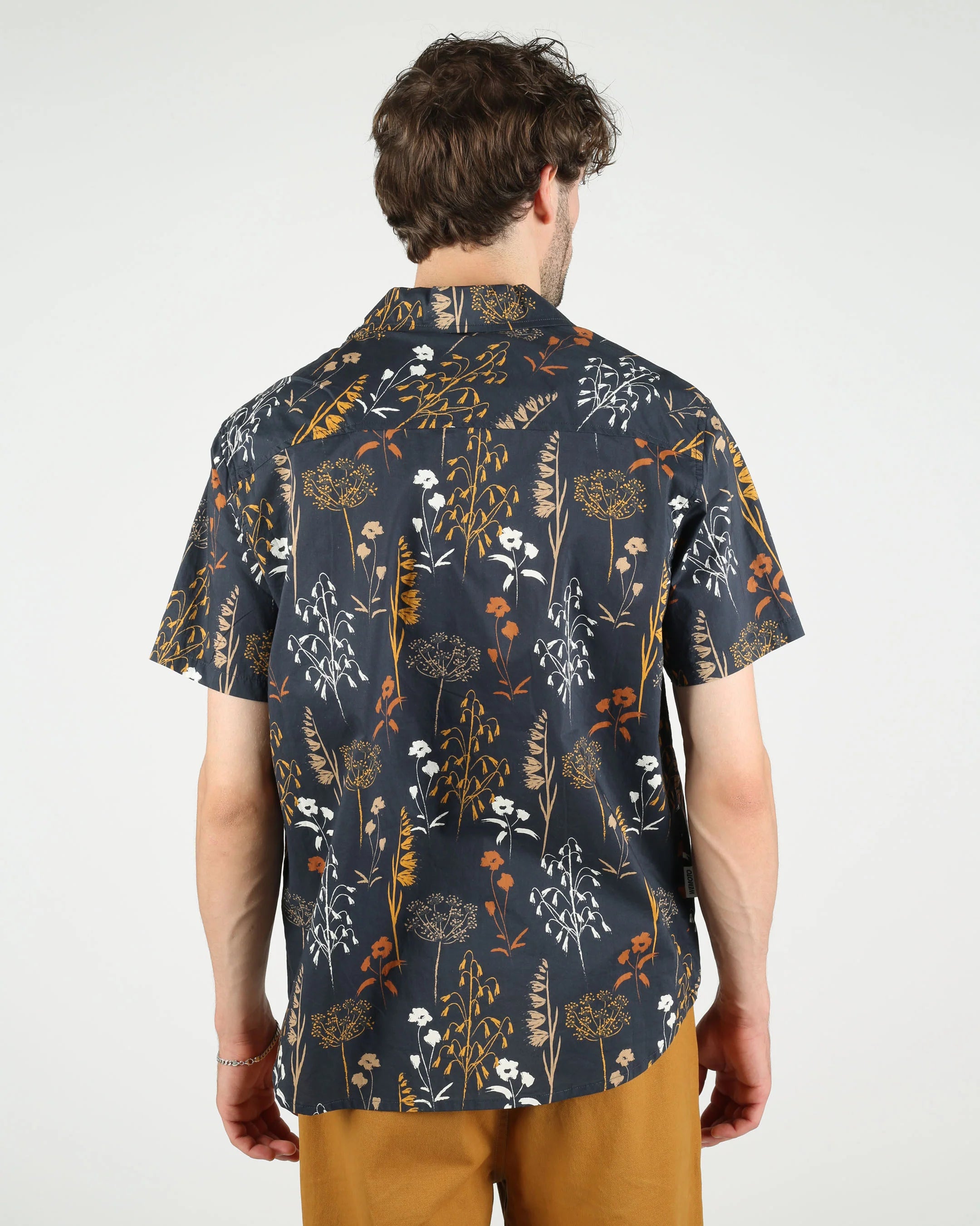 wemoto-ss26-shooting-men-shirting-vernon-navyblue-6jpg-558388_jpg.webp